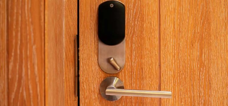 Automatic Locking Door Knob Monrovia
